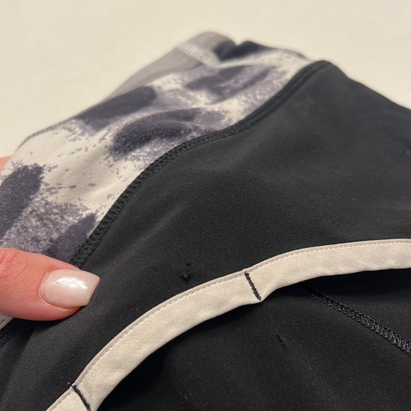 26. Lululemon Run Speed Short - Picture 3 of 4